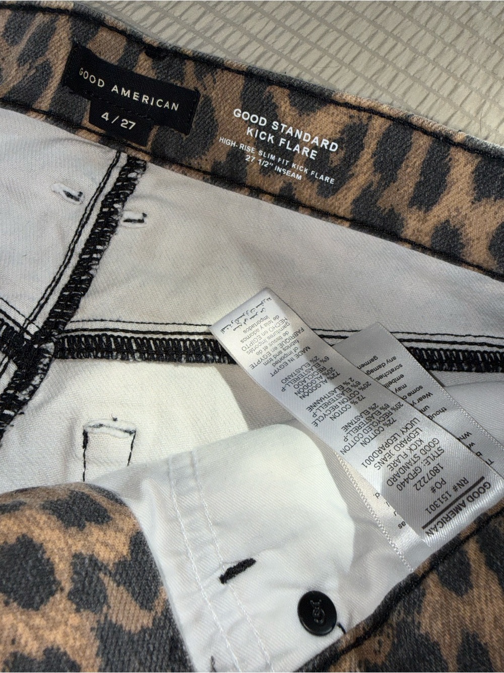 Good American Good Standard Leopard Kick Flare Jeans 4/27 - Picture 2 of 6